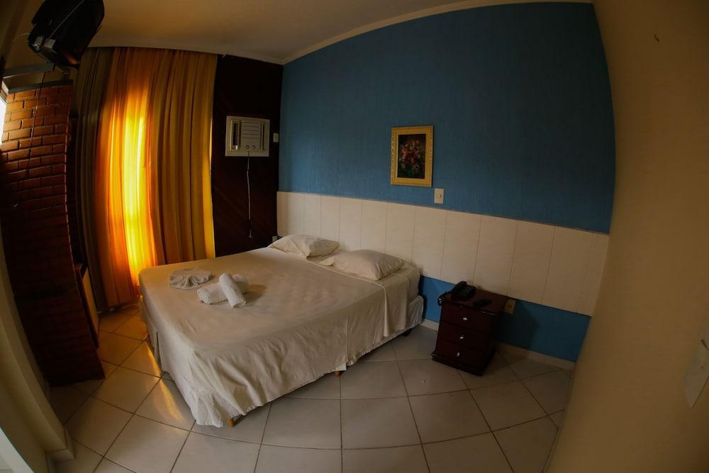 Acropolis Marina Hotel Ангра-дус-Рейс Экстерьер фото
